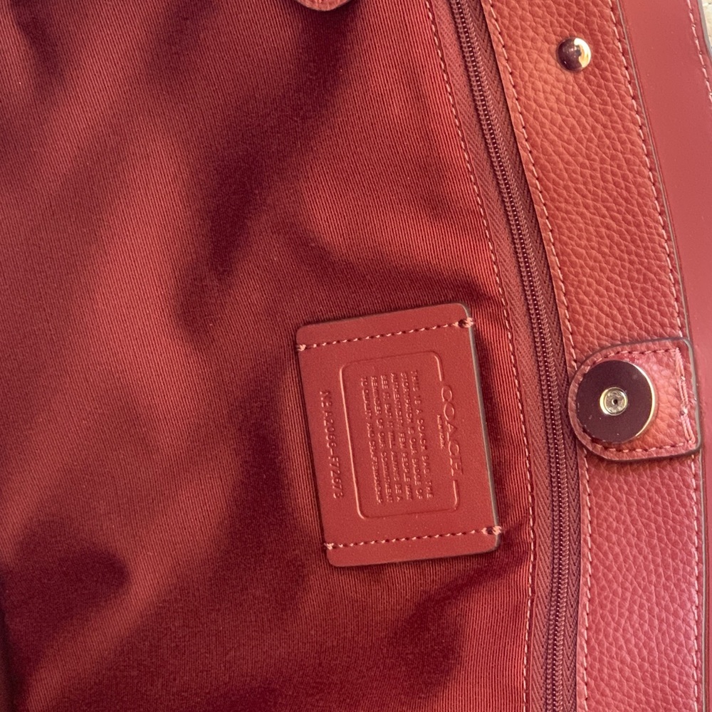 Coach Town Tote - Picture 4 of 12